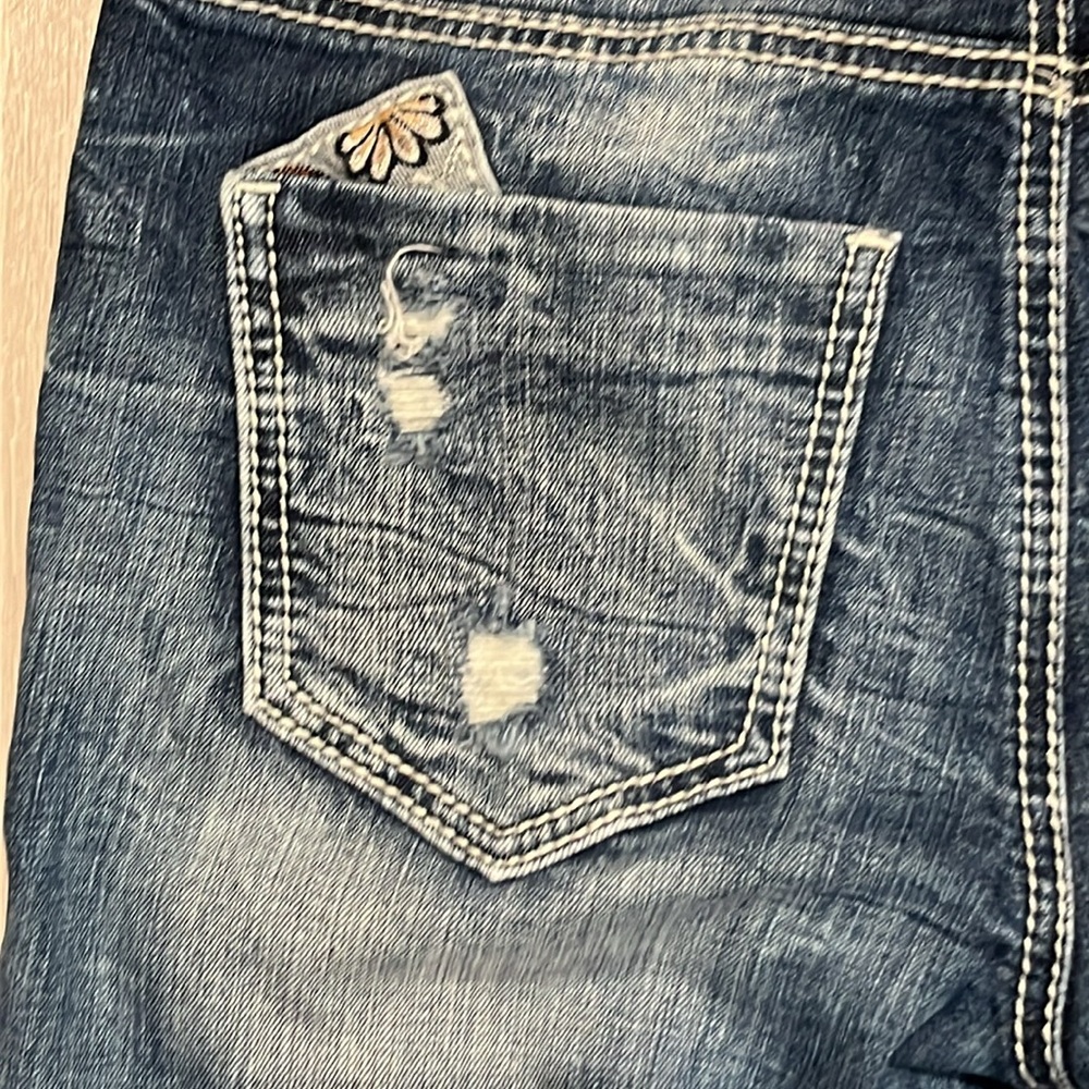 Miss Me Women’s Capri Stretch Denim Size 27 - Picture 6 of 8